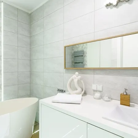 Apartment Homely Place Serce Poznania - Stary Rynek - Parking *