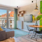 Homely Place Serce Poznania - Stary Rynek - Parking Apartment