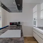 Homely Place Serce Poznania - Stary Rynek - Parking Apartment