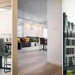 Apartment Homely Place Serce Poznania - Stary Rynek - Parking
