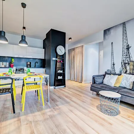 Apartamenty Homely Place Serce Poznania - Stary Rynek - Parking Apartament *