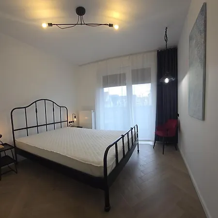 Homely Place Serce Poznania - Stary Rynek - Parking Apartament Poznań