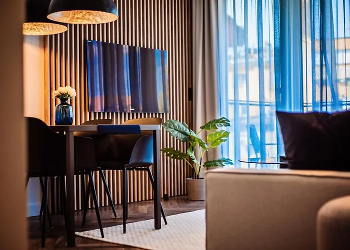 아파트 Homely Place Serce Poznania - Stary Rynek - Parking 포즈난