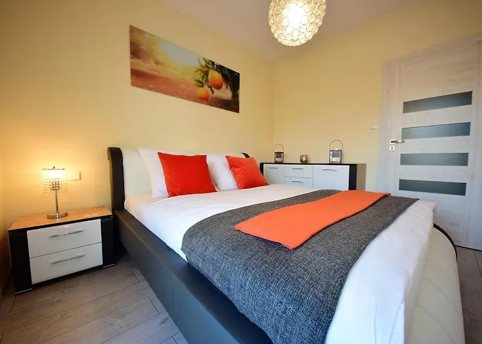 Homely Place Serce Poznania - Stary Rynek - Parking Διαμέρισμα